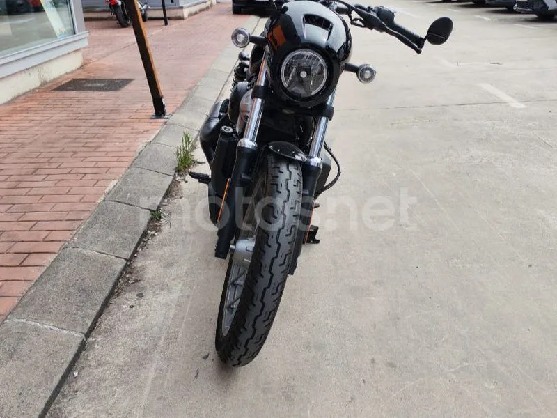 Harley-Davidson Nightster - Vista 7