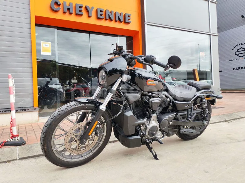 Harley-Davidson Nightster - Vista 10