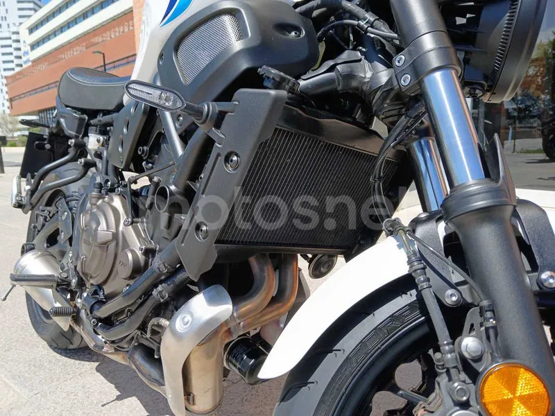 Yamaha XSR700 - Vista 11