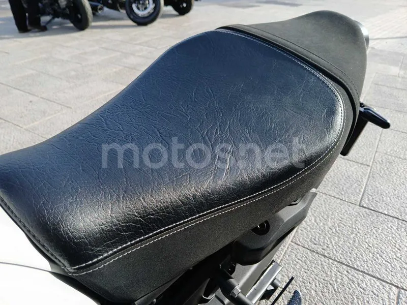 Yamaha XSR700 - Vista 26