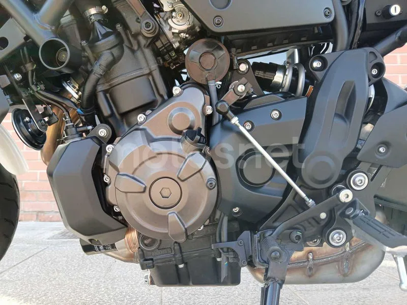Yamaha XSR700 - Vista 28