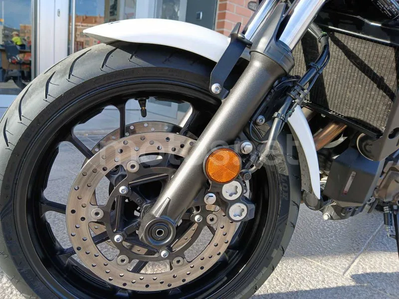 Yamaha XSR700 - Vista 29
