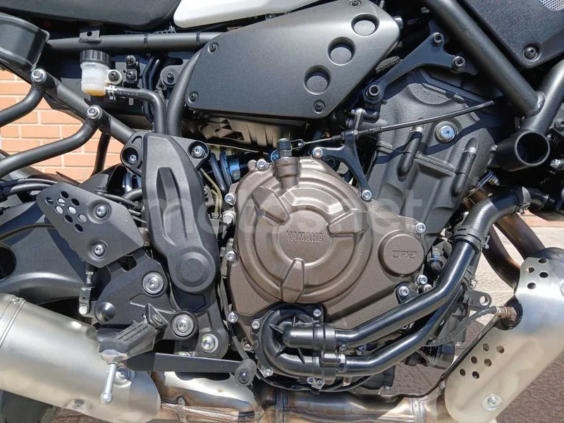 Yamaha XSR700 - Vista 5