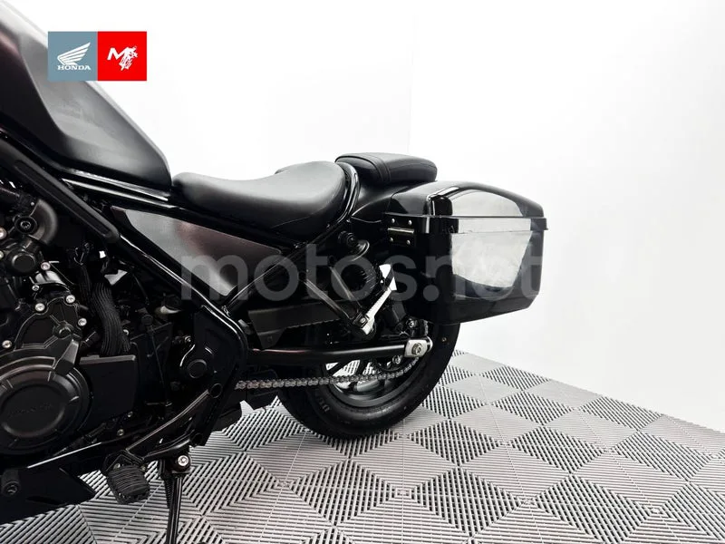 Honda Rebel 500 - Vista 15