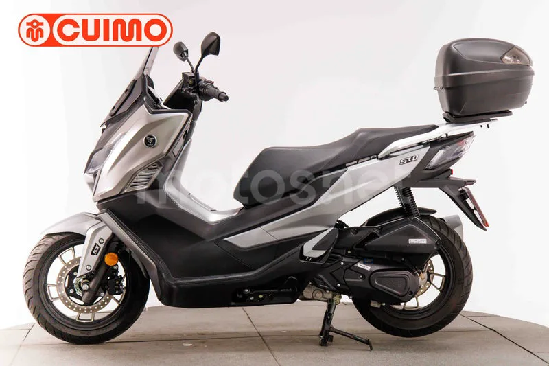 Voge SR1 125 - Vista 8