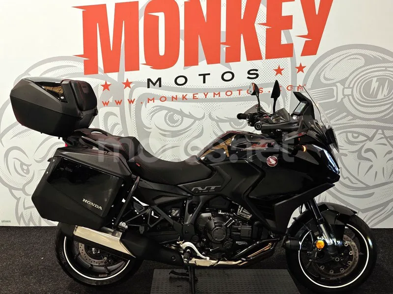 Honda NT1100 10.990 € 2022 Navarra - 1