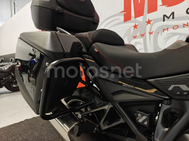 Honda NT1100 - Vista 15