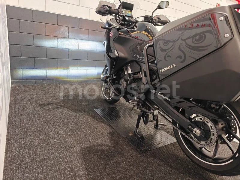 Honda NT1100 - Vista 5