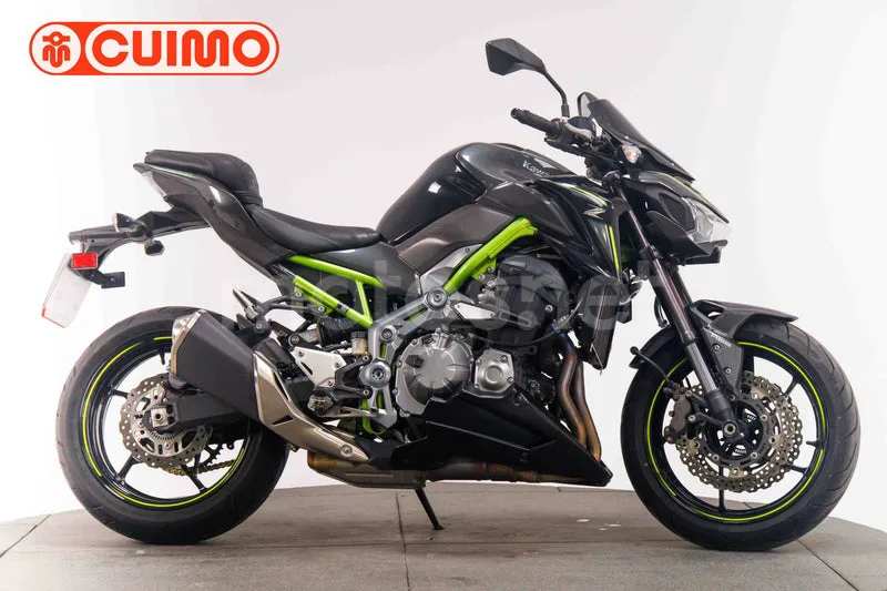Kawasaki Z900 - Vista 4