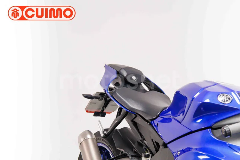 Yamaha YZF-R1 - Vista 12