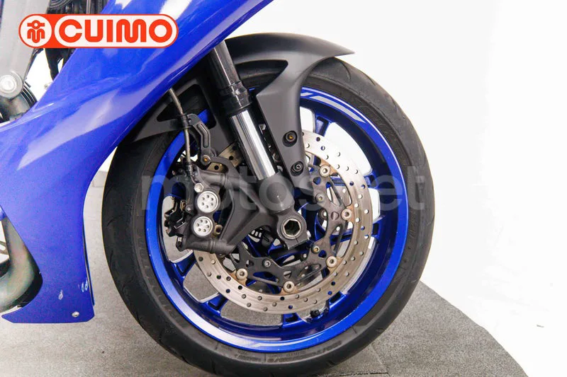 Yamaha YZF-R1 - Vista 14
