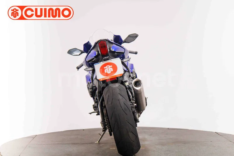 Yamaha YZF-R1 - Vista 5
