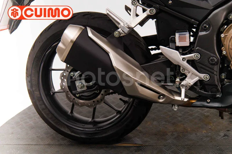 Honda CBR500R - Vista 14