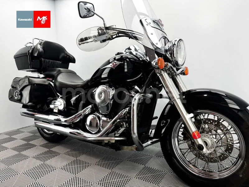 Kawasaki VN900 Classic - Vista 3