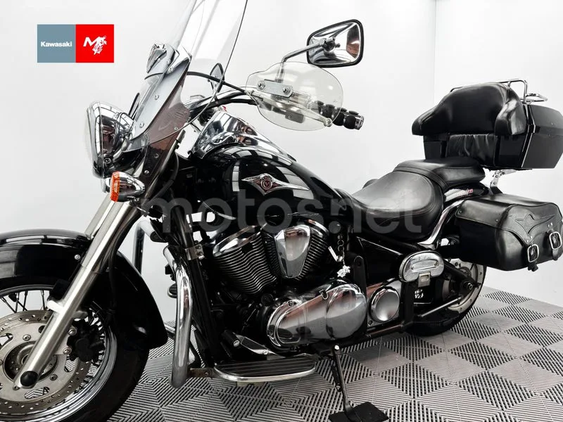 Kawasaki VN900 Classic - Vista 24