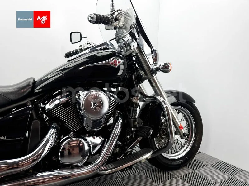 Kawasaki VN900 Classic - Vista 5