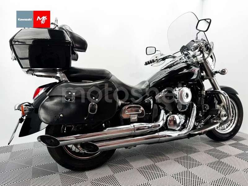 Kawasaki VN900 Classic - Vista 6