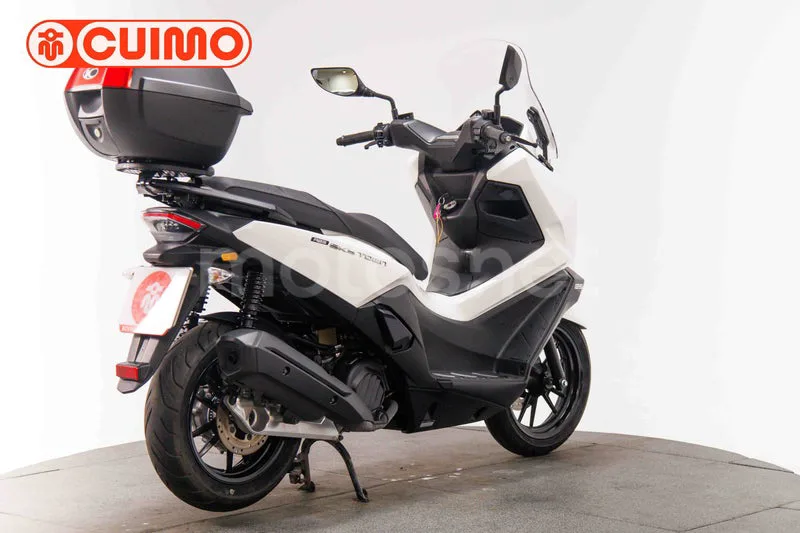 Kymco Sky Town 125 - Vista 4