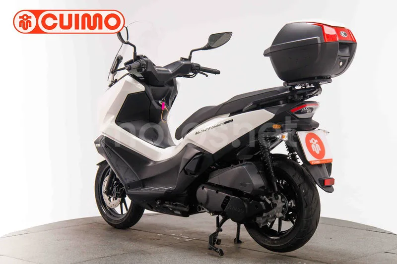 Kymco Sky Town 125 - Vista 6