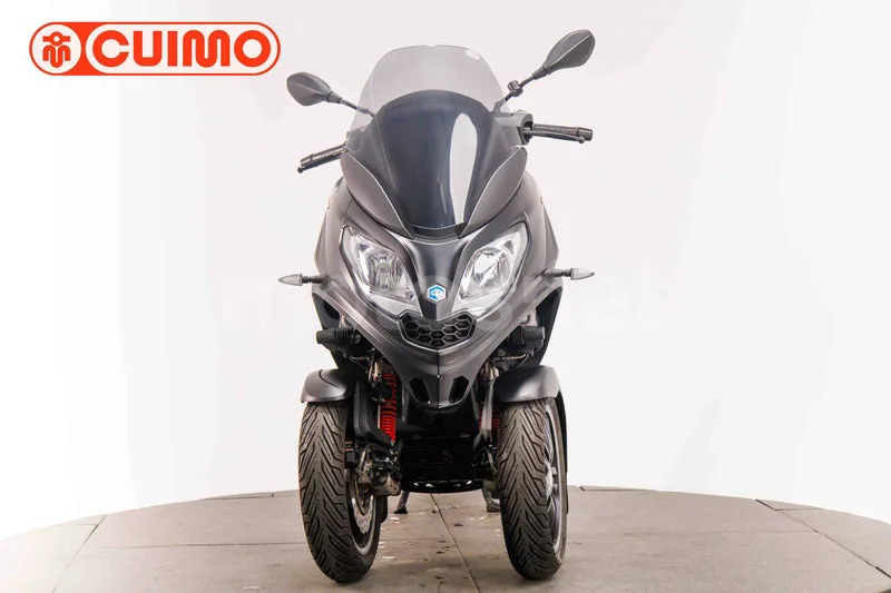 Piaggio MP3 - Vista 10