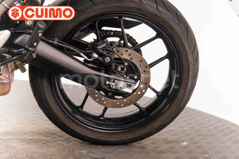 Triumph Speed 400 - Vista 24