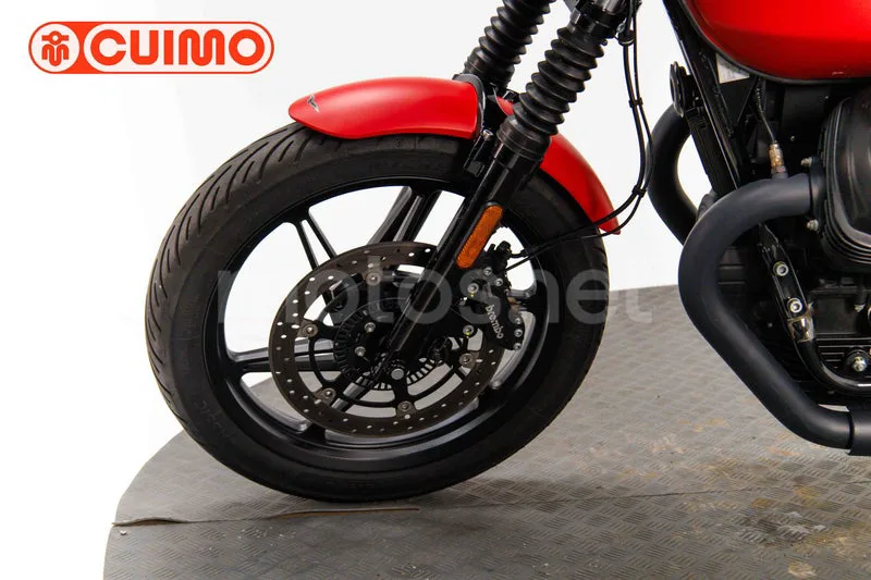 Moto Guzzi V7 - Vista 39