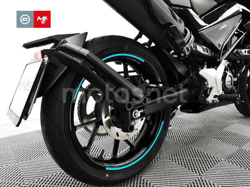 CFMOTO 125 NK - Vista 13