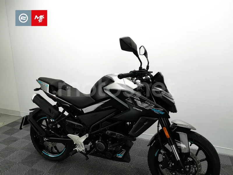 CFMOTO 125 NK - Vista 3