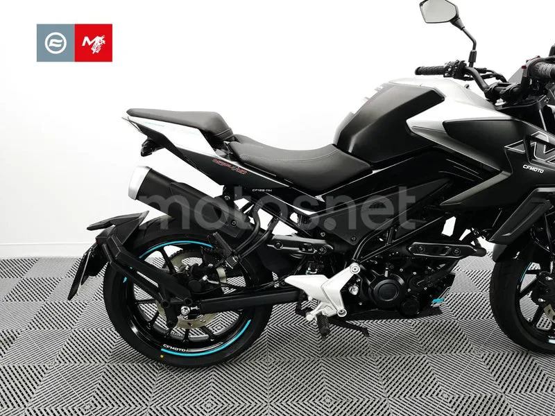 CFMOTO 125 NK - Vista 7