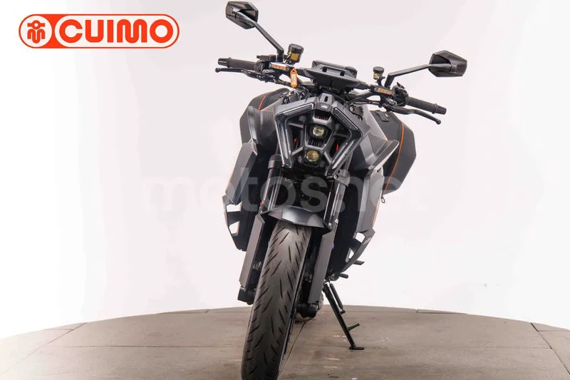 KTM 1390 Super Duke R - Vista 10