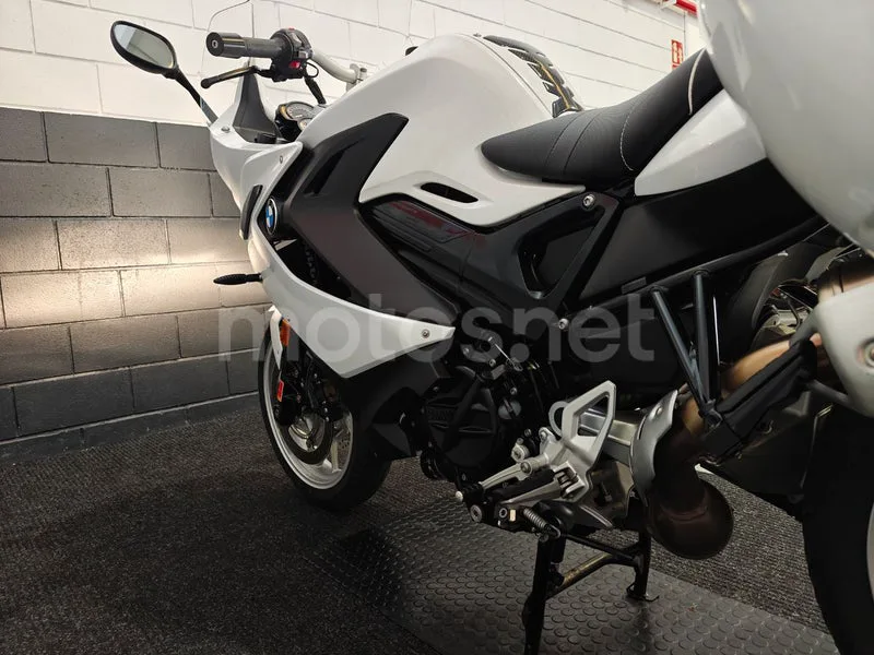 BMW F 800 GT - Vista 14