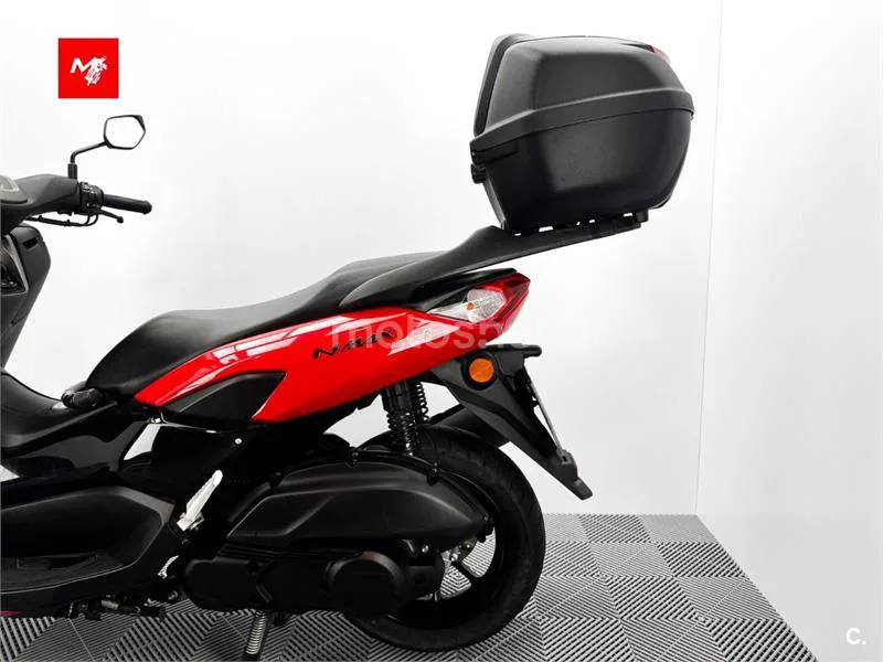 Yamaha NMAX - Vista 13