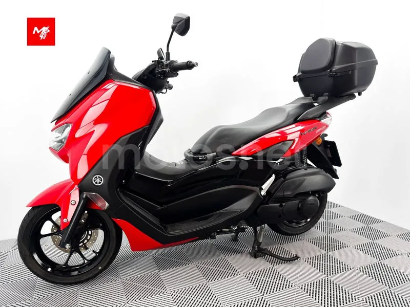 Yamaha NMAX - Vista 15