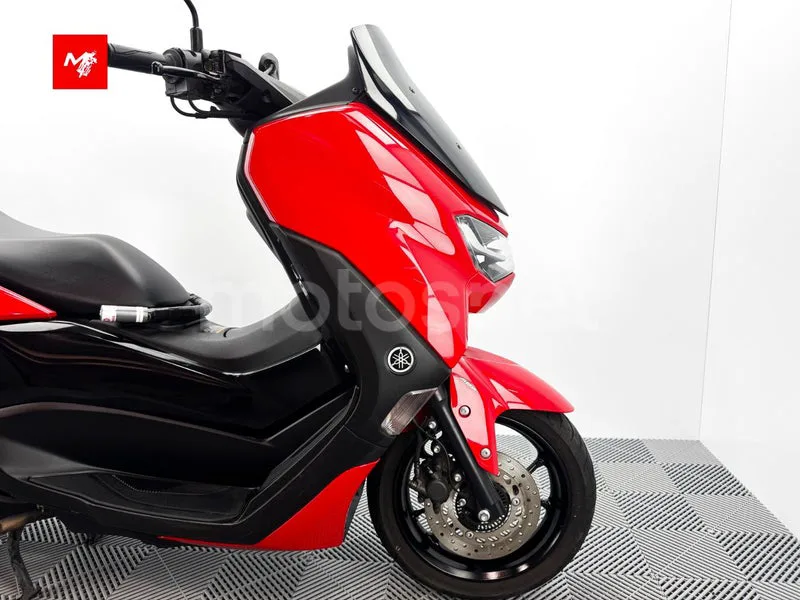 Yamaha NMAX - Vista 4