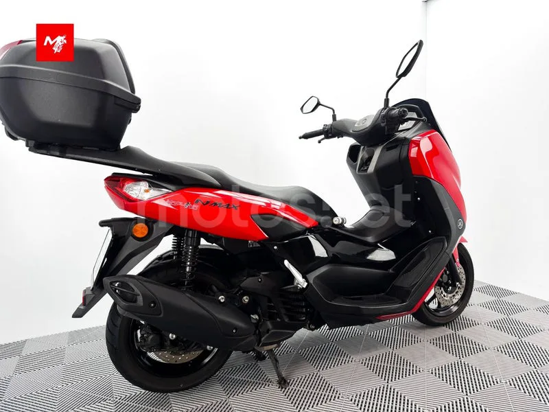 Yamaha NMAX - Vista 6