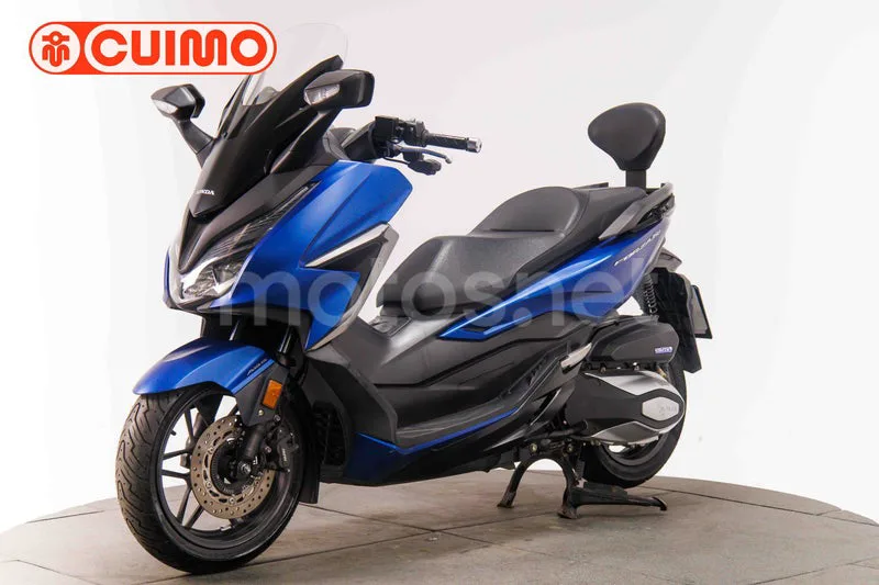 Honda Forza 350 - Vista 9