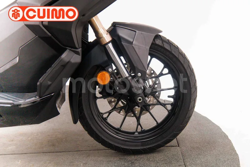 Honda ADV350 - Vista 13