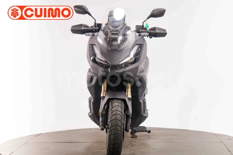 Honda ADV350 - Vista 10