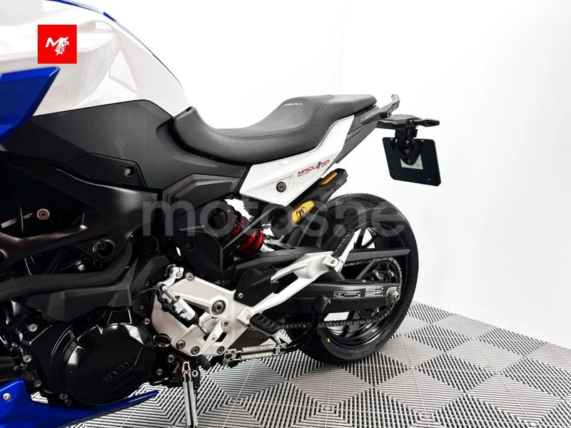 BMW F 900 R - Vista 15