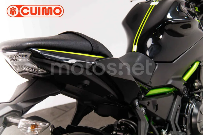 Kawasaki Z650 - Vista 16