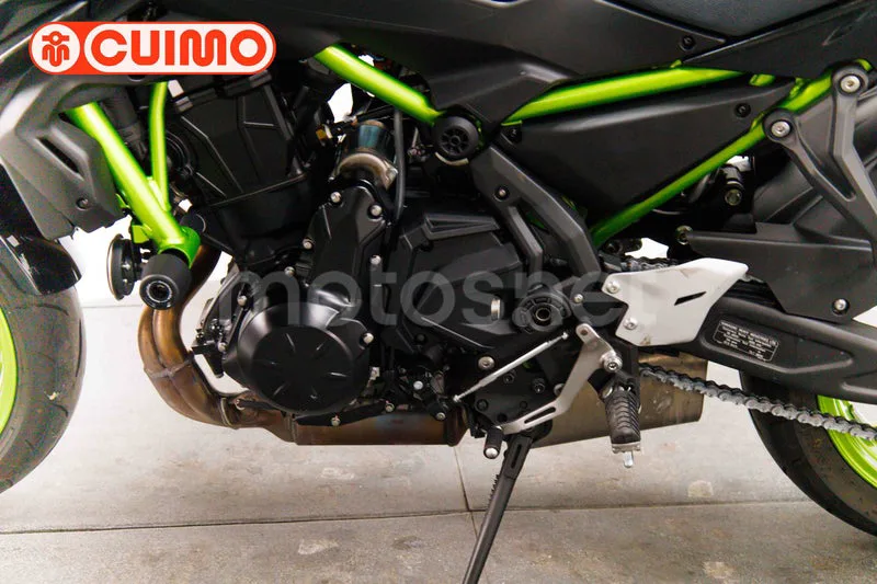 Kawasaki Z650 - Vista 19