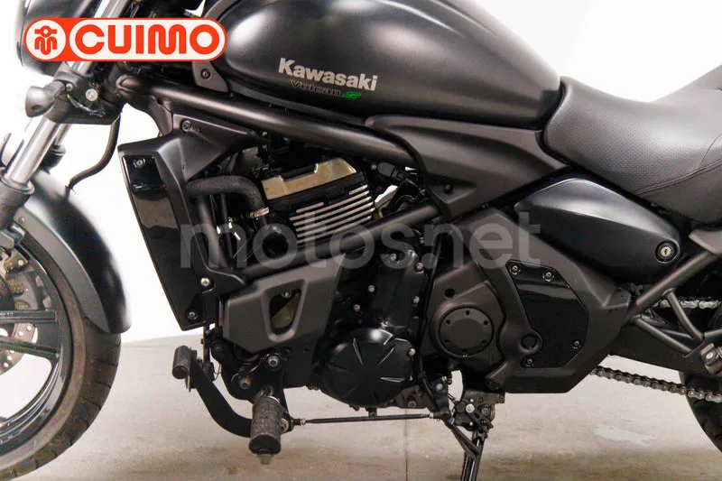 Kawasaki Vulcan S - Vista 19