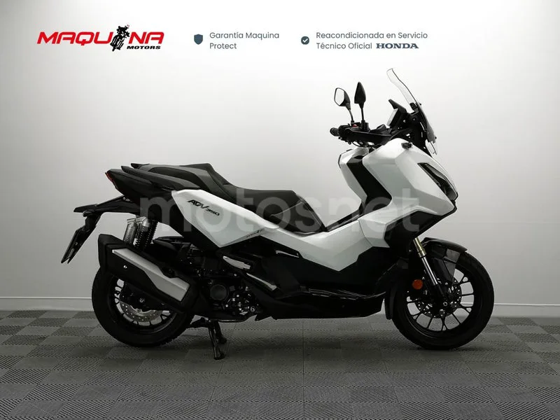 Honda ADV350 - Vista 20
