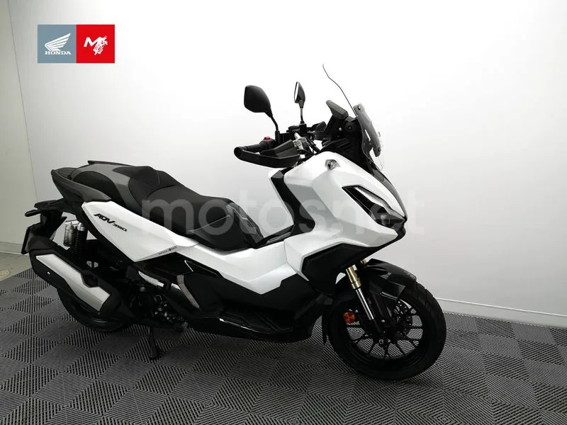 Honda ADV350 - Vista 21