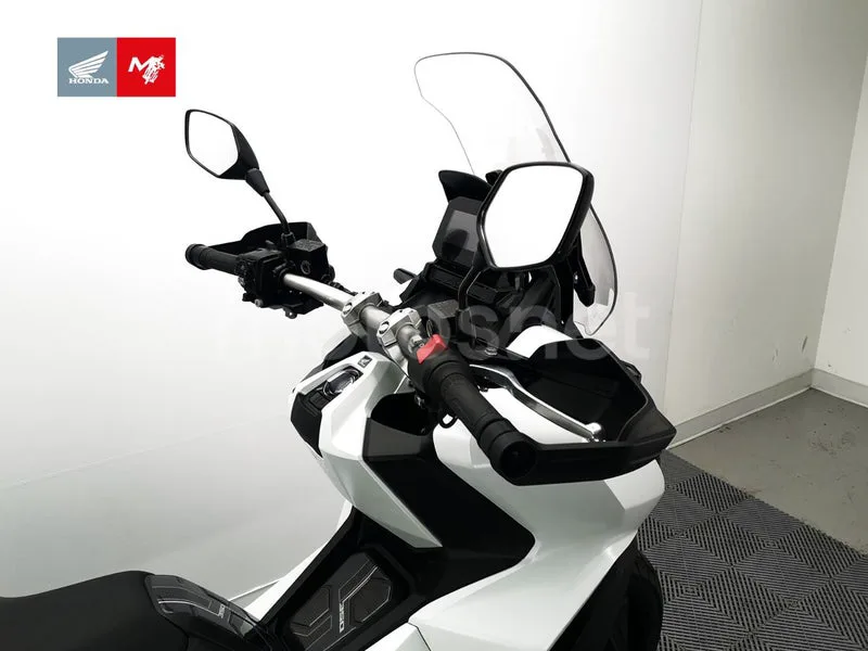 Honda ADV350 - Vista 25