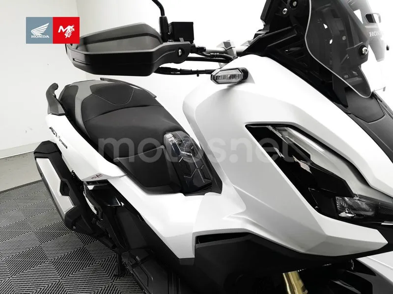 Honda ADV350 - Vista 31