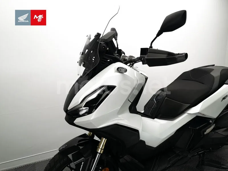 Honda ADV350 - Vista 36