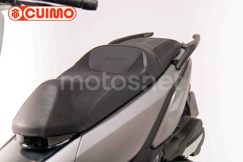 Daelim XQ2 300 - Vista 22