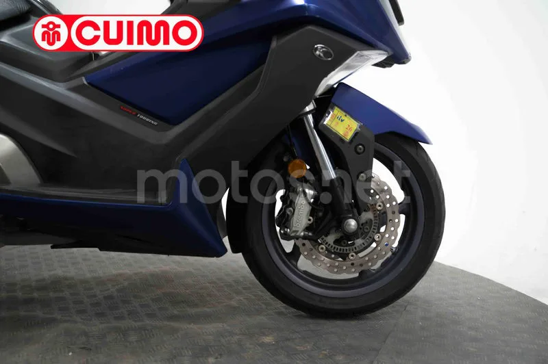 Kymco AK 550 - Vista 13