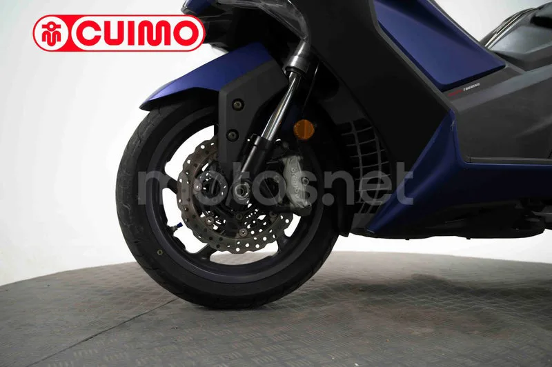 Kymco AK 550 - Vista 21